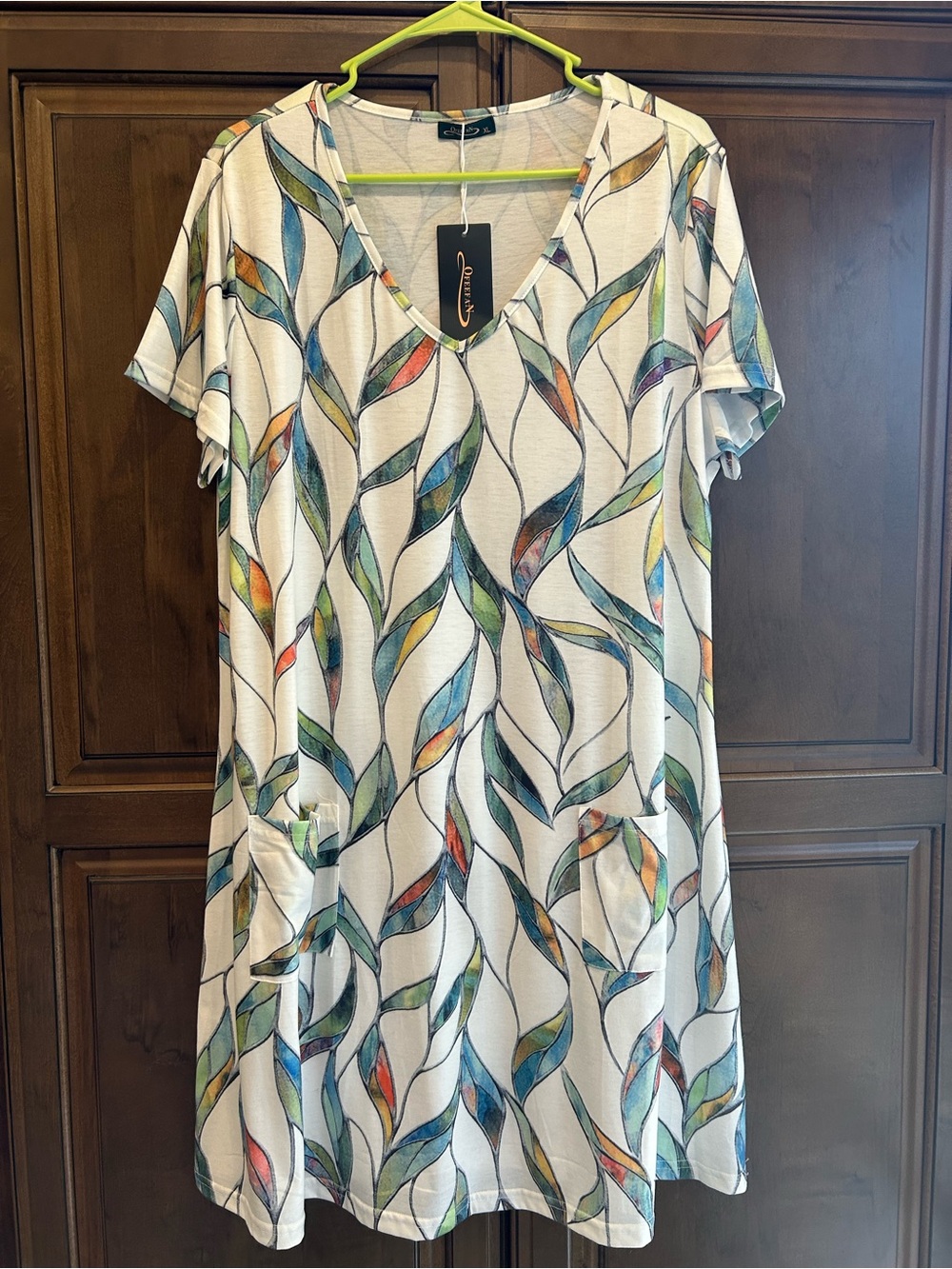 Vibrant Leaf-Print V-Neck Tunic Dress - White Base with Multicolor Leaves